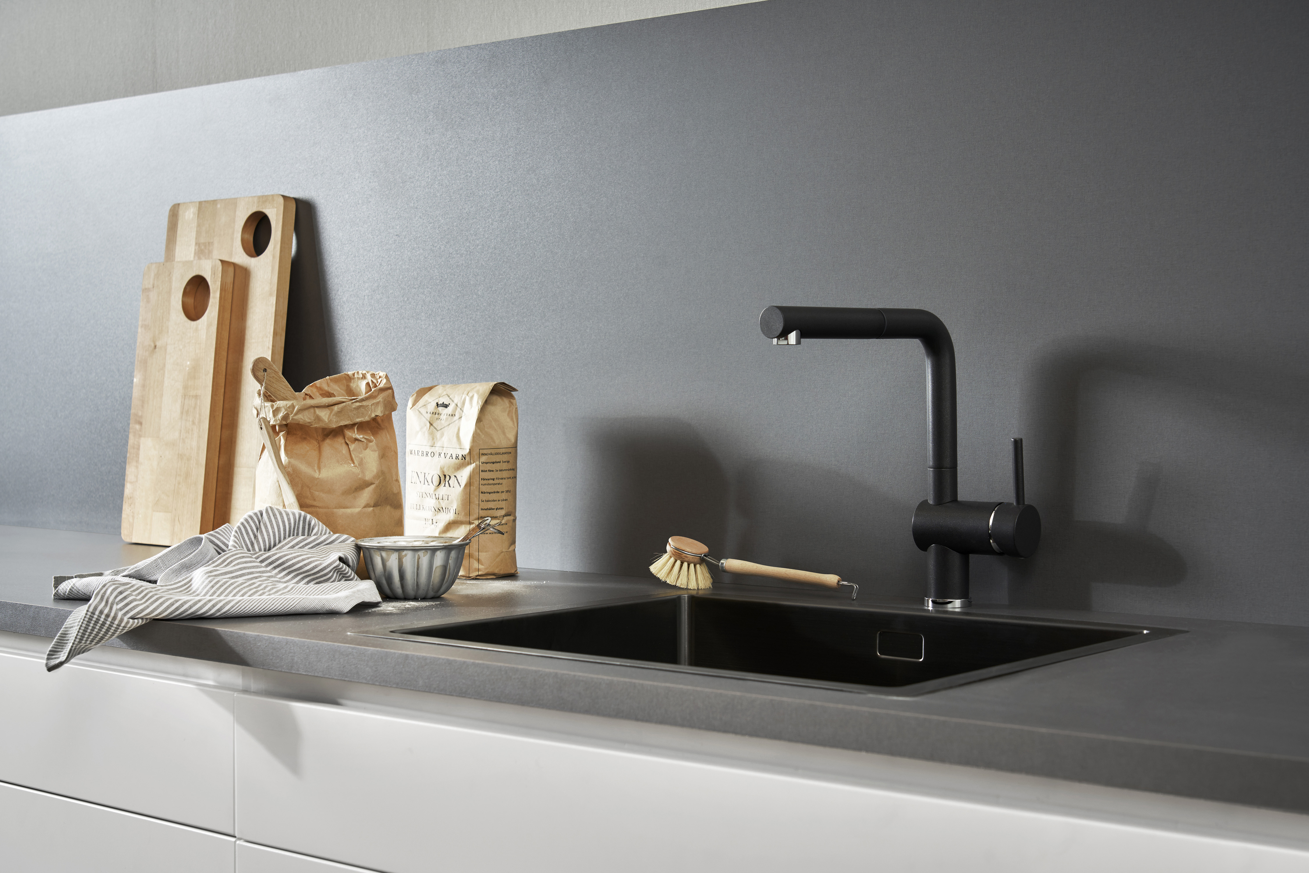 LG COLL OMSLAG EASY MILJÖBILD 2 60 Hög 87